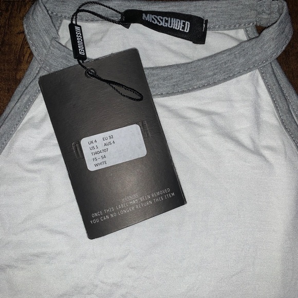 MISSGUIDED COLD SHOULDER TOP - Picture 4 of 6